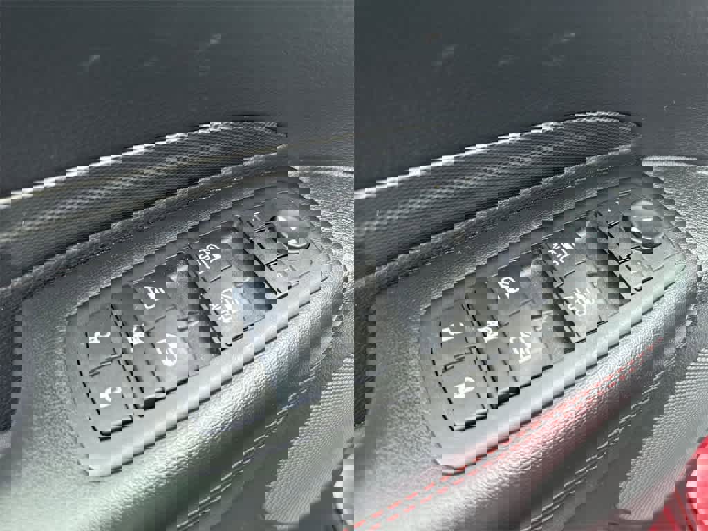 Used 2024 Dodge Durango GT image 19