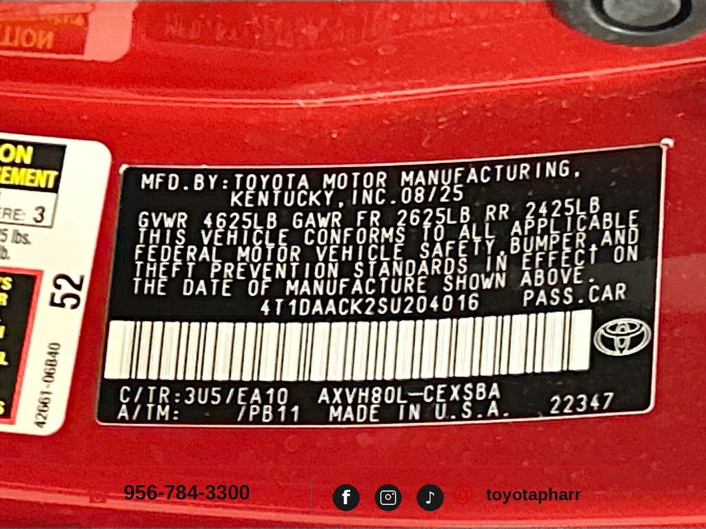 Used 2025 Toyota Camry SE w/ Convenience Package FWD image 29