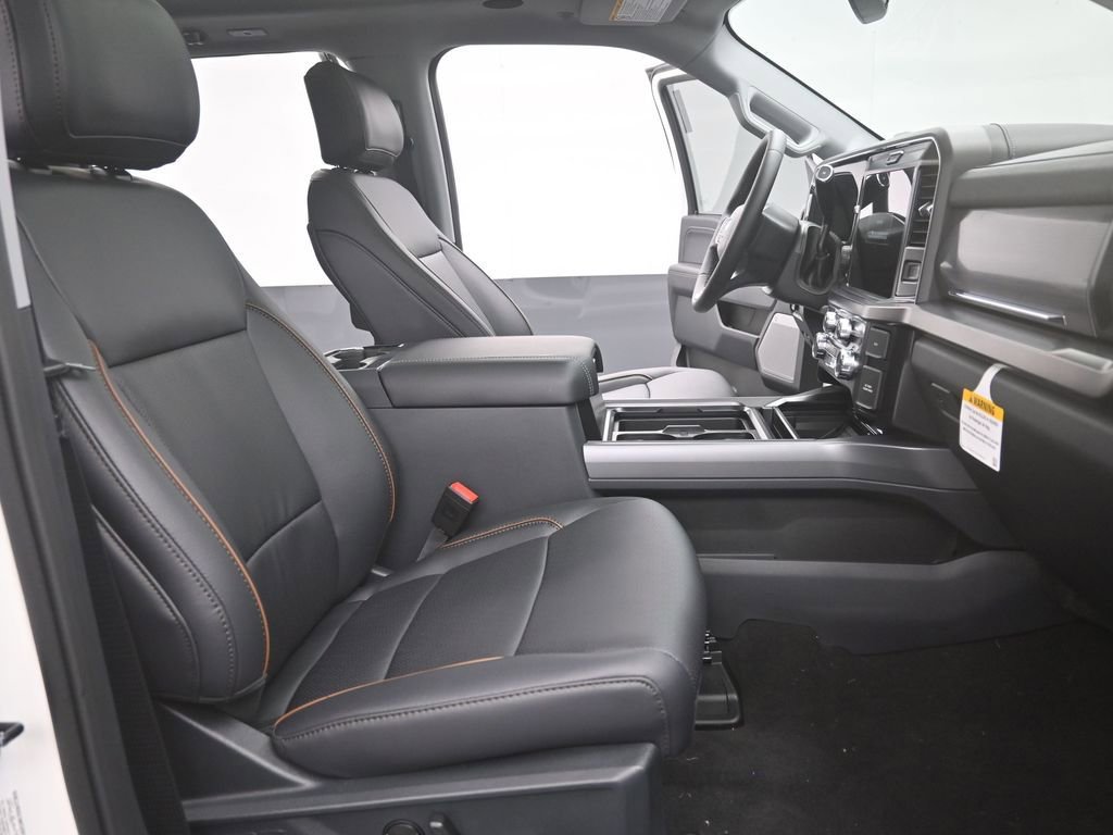 New 2026 Ford F250 Lariat w/ Black Appearance Package image 25