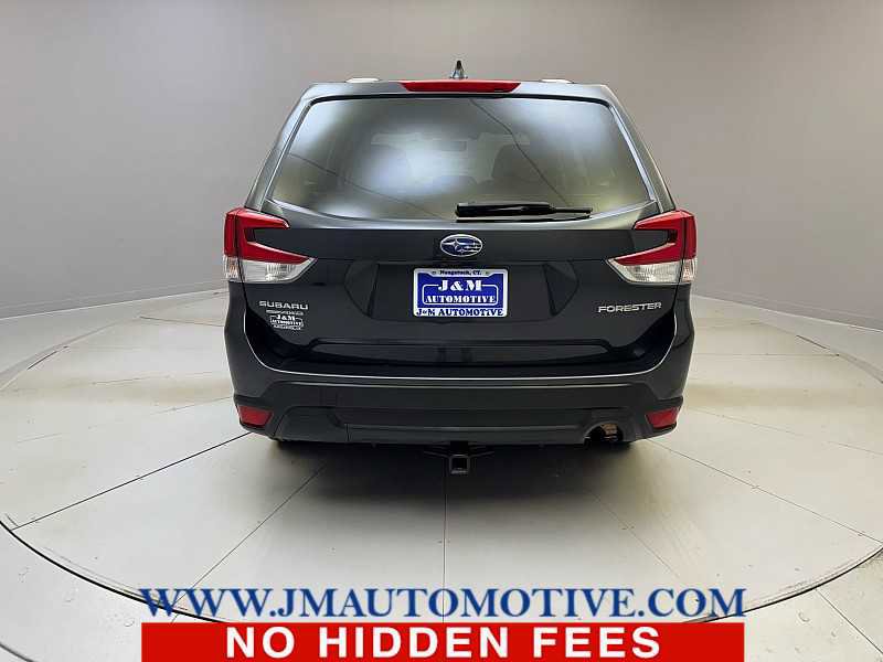 Used 2019 Subaru Forester image 4