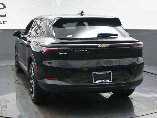 New 2026 Chevrolet Equinox EV LT w/ Comfort Package image 8