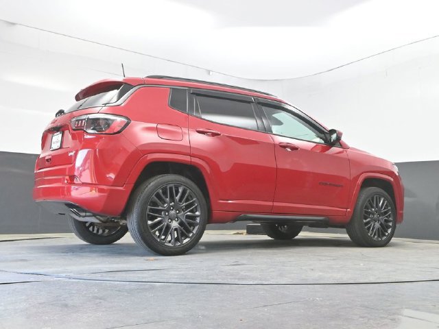 Used 2022 Jeep Compass Limited AWD/4WD image 49