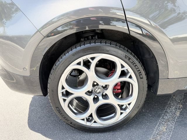 Used 2024 Alfa Romeo Tonale Veloce w/ Active Assist Package AWD/4WD image 43