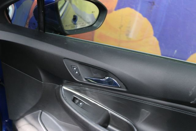 Used 2018 Chevrolet Cruze Premier w/ Premier True North Edition FWD image 9