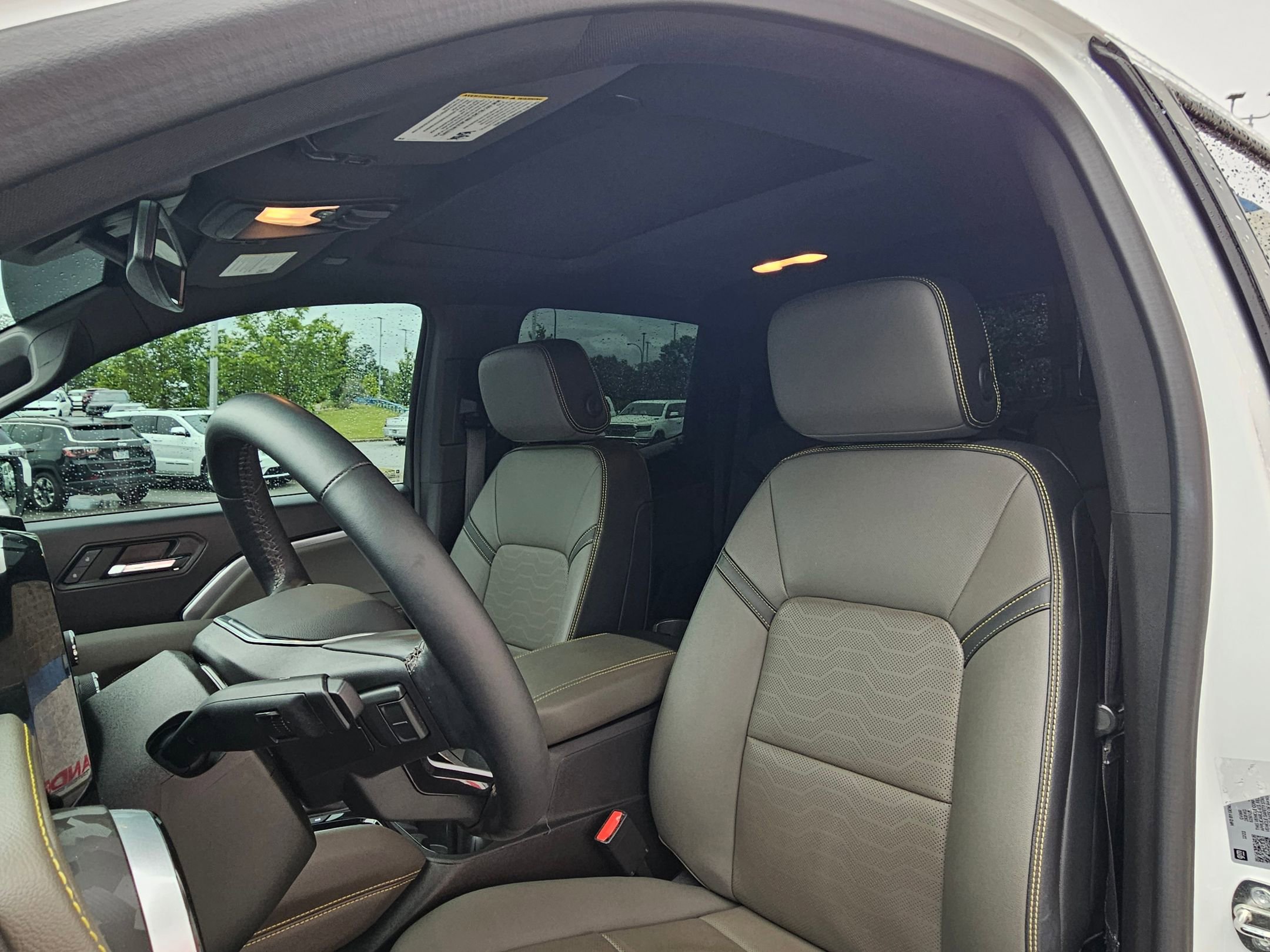 Used 2023 Chevrolet Colorado ZR2 w/ ZR2 Convenience Package III AWD/4WD image 22