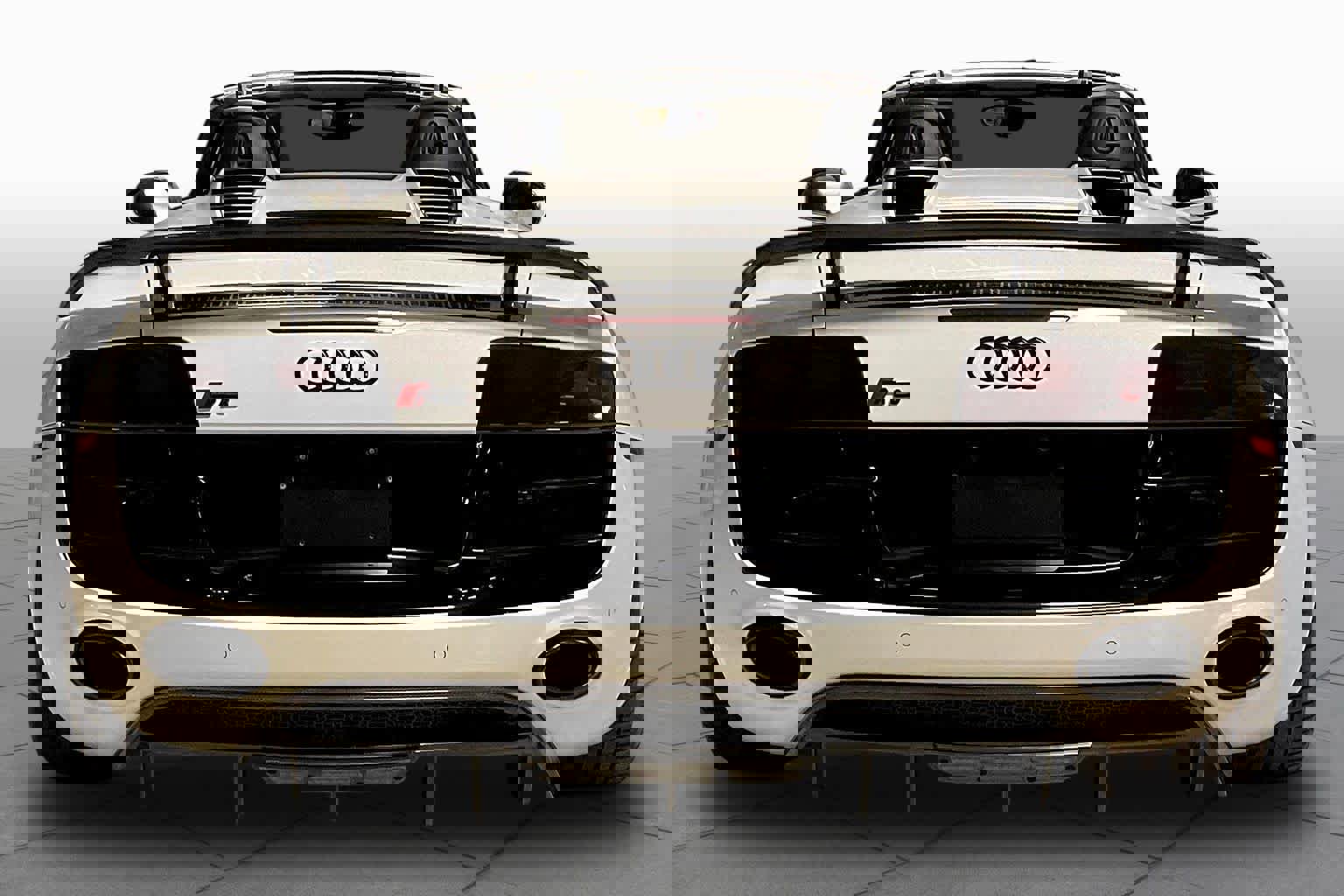 Used 2011 Audi R8 V10 image 4