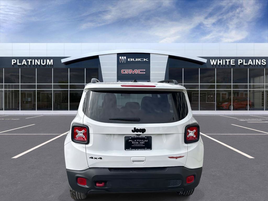 Used 2023 Jeep Renegade Trailhawk image 5