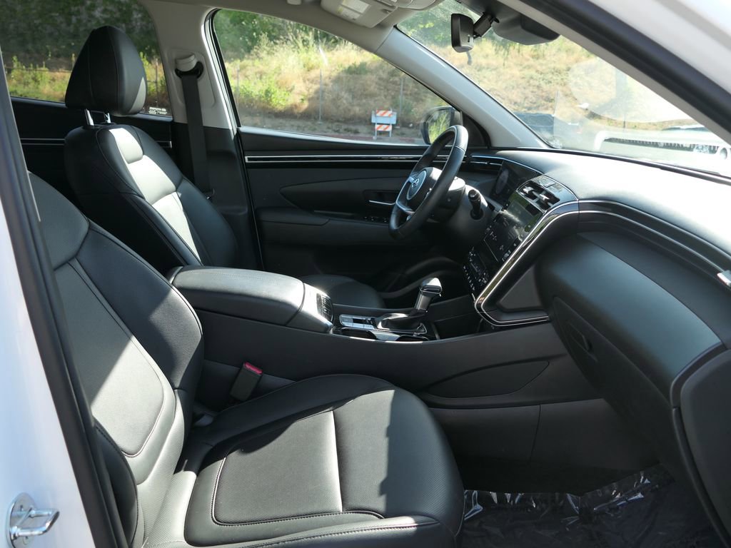 Certified 2023 Hyundai Tucson SEL w/ Convenience Package FWD image 26