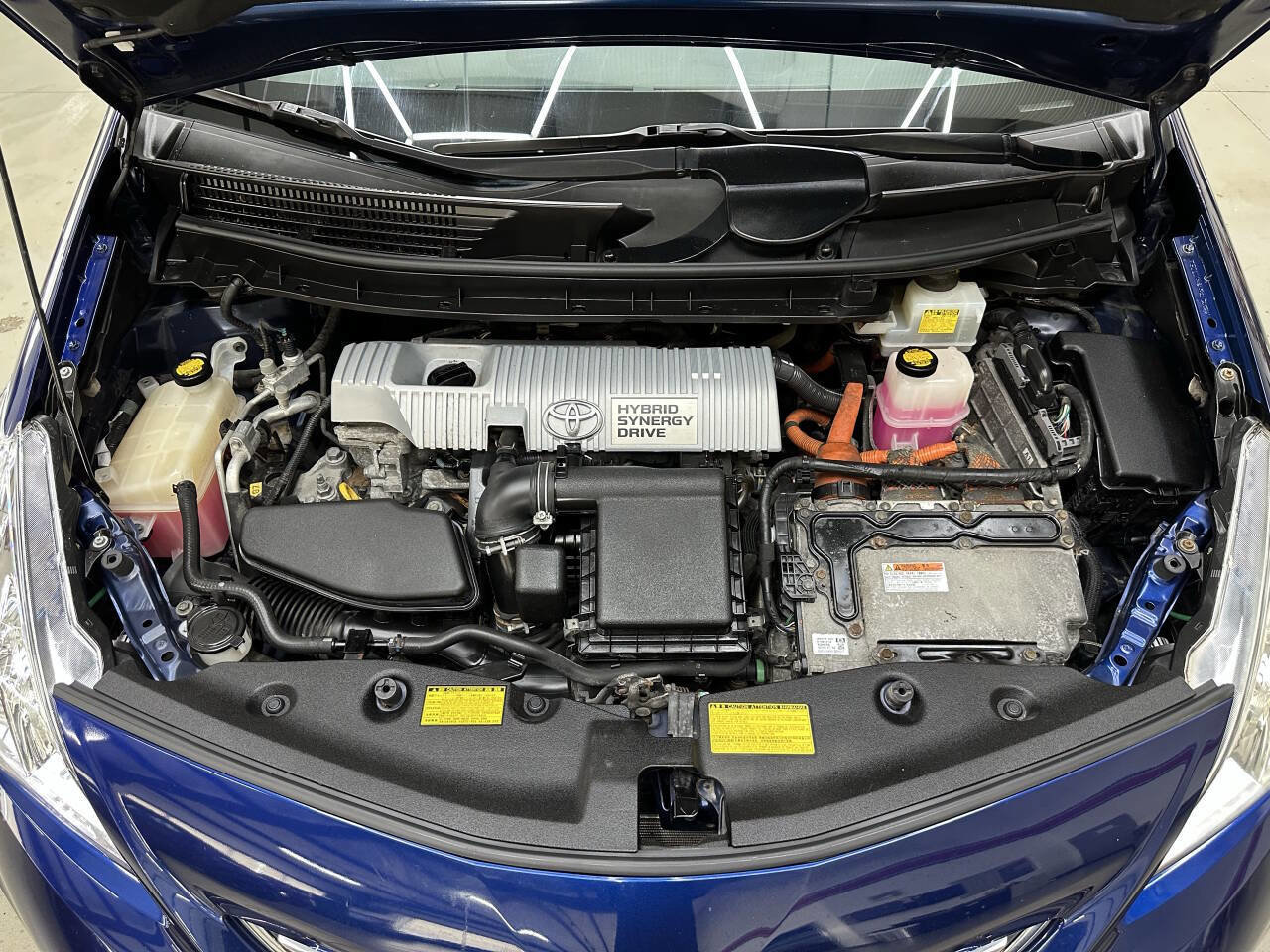 Used 2012 Toyota Prius V image 7