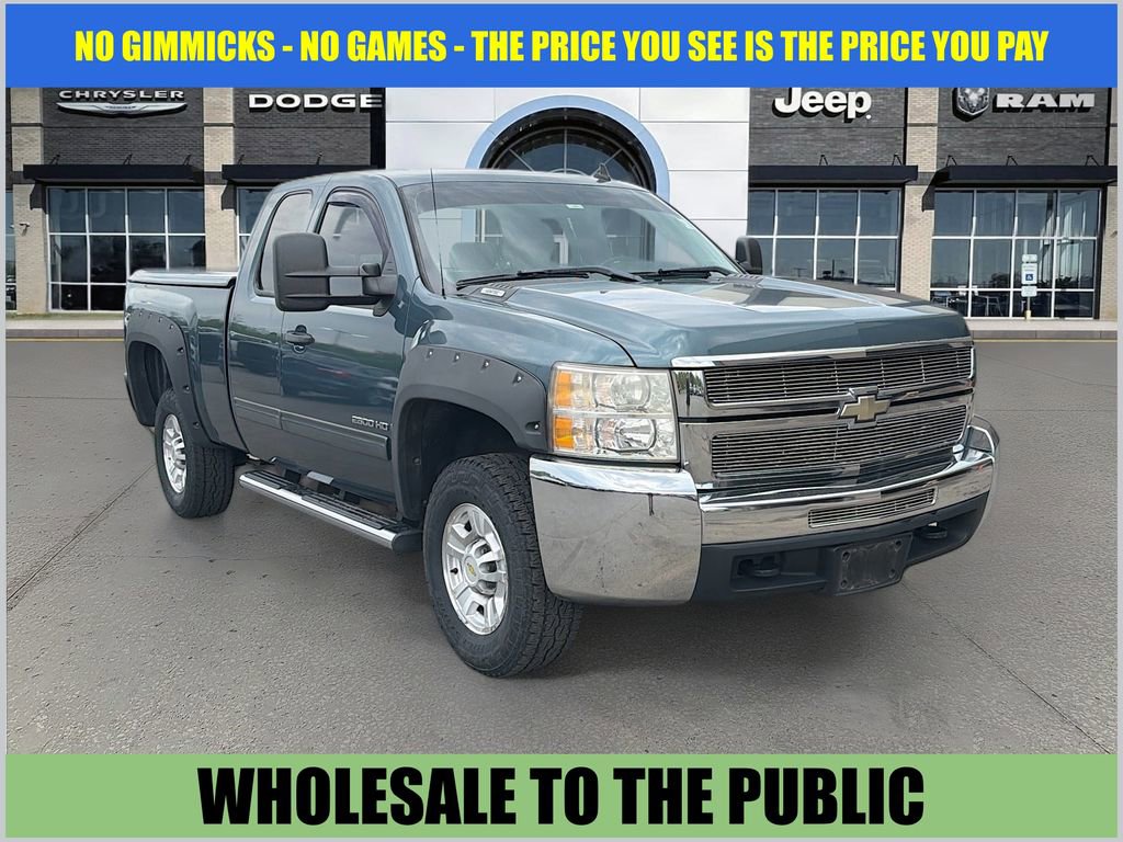 Used 2009 Chevrolet Silverado 2500 LT w/ Snow Plow Prep Package image 1