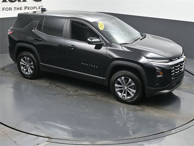 Used 2025 Chevrolet Equinox LT image 38