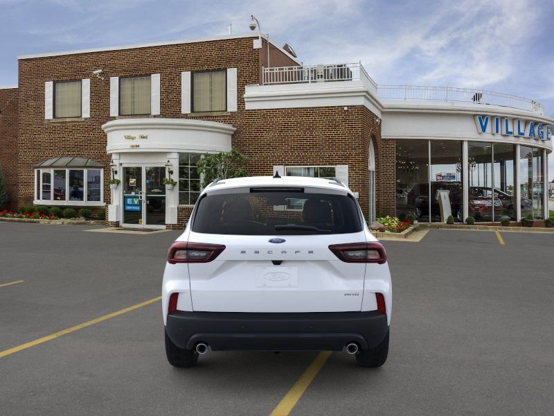 New 2026 Ford Escape ST-Line w/ Tech Pack #1 AWD/4WD image 5