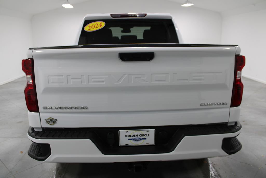 Used 2024 Chevrolet Silverado 1500 Custom image 8