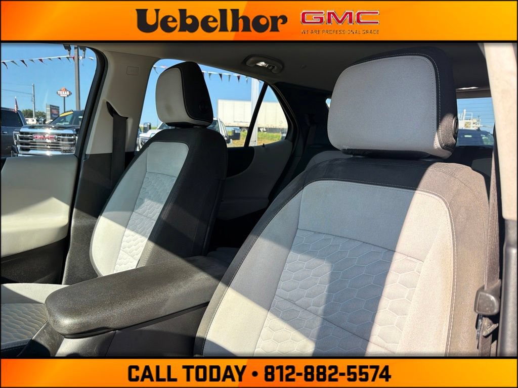 Used 2018 Chevrolet Equinox LT FWD image 22