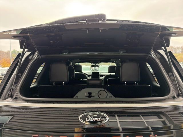 Certified 2024 Ford Expedition Timberline image 10