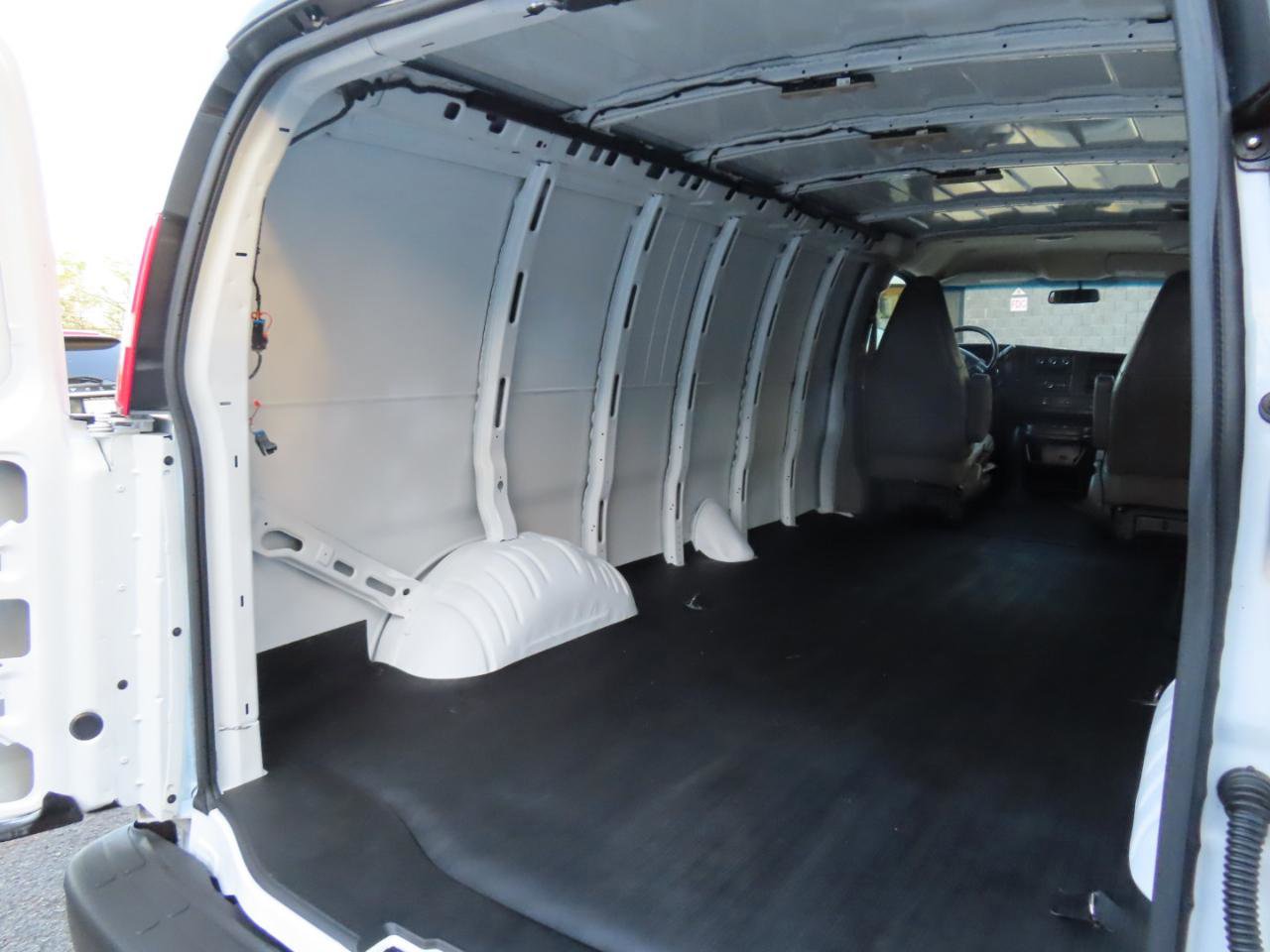 Used 2023 Chevrolet Express 2500 Extended w/ Driver Convenience Package RWD image 11