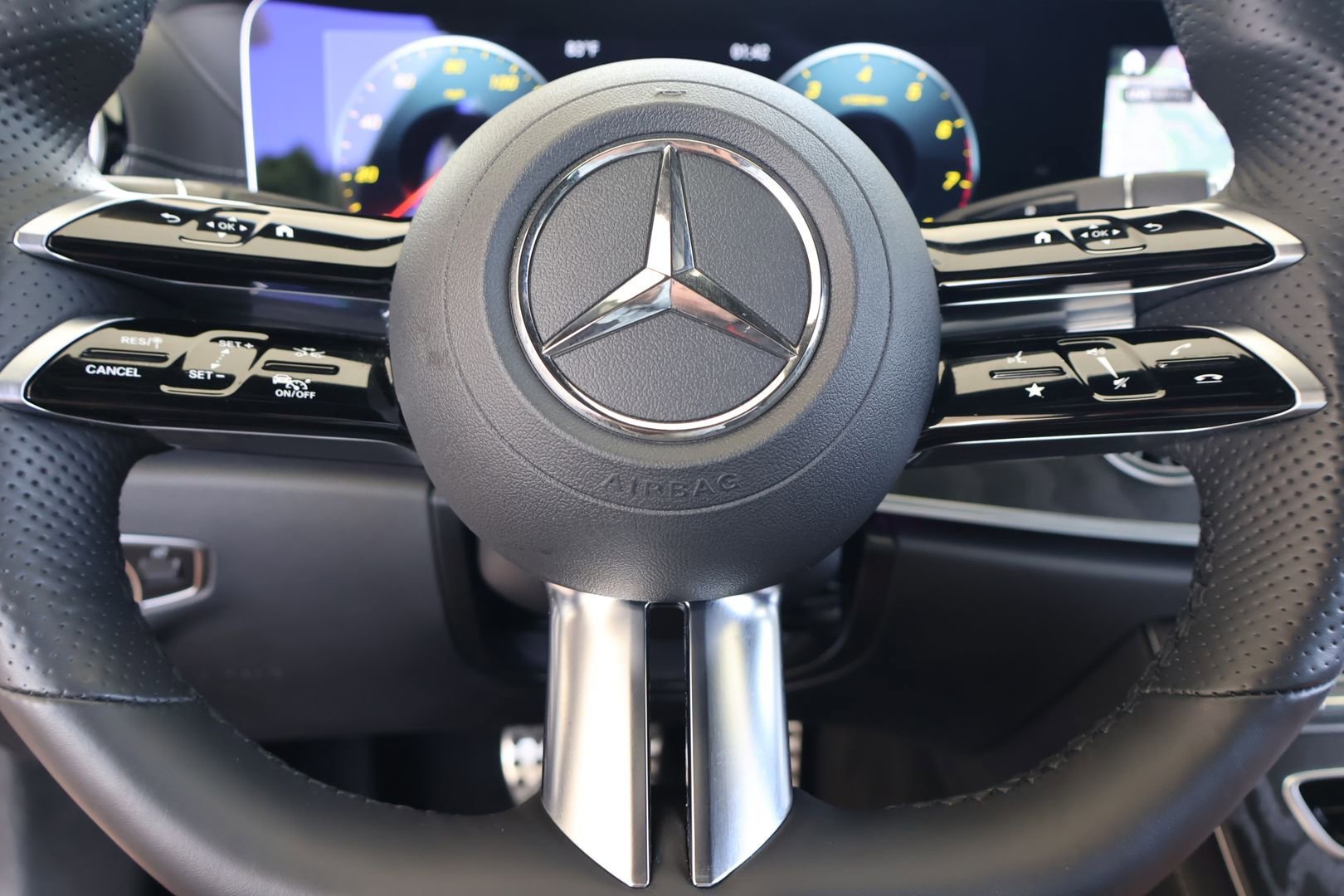 Used 2021 Mercedes-Benz E 450 4MATIC Coupe image 19