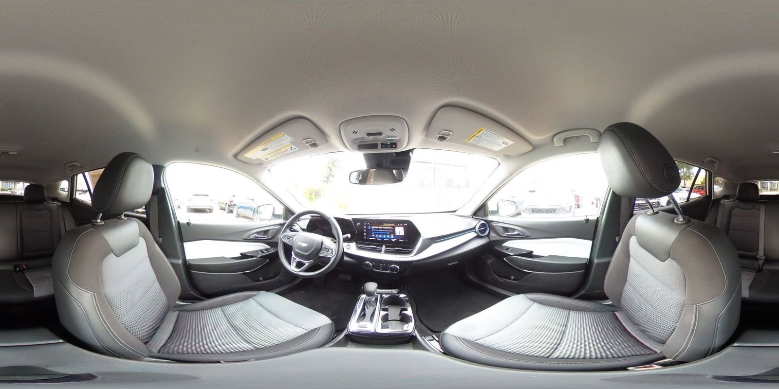 Used 2025 Chevrolet Trax LT w/ LT Convenience Package FWD image 43
