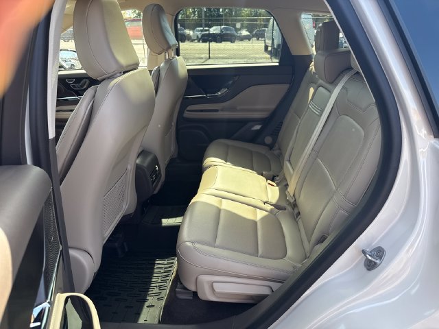 Certified 2023 Lincoln Corsair AWD w/ Equipment Group 101A image 28