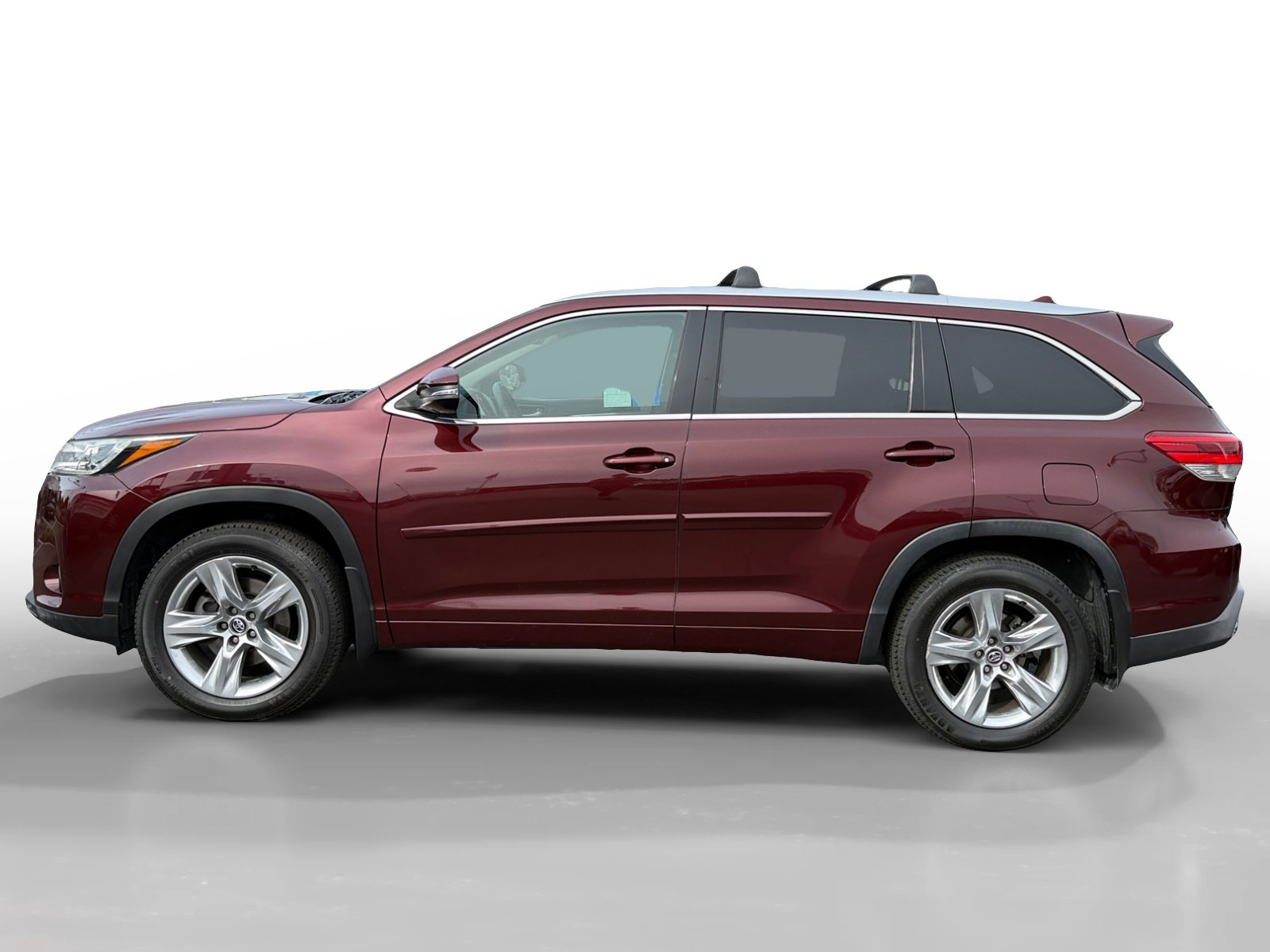 Used 2017 Toyota Highlander Limited image 2