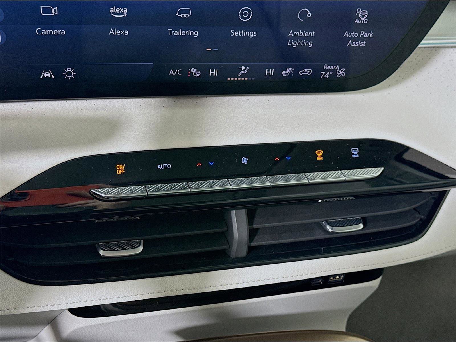 Used 2025 Buick Enclave Avenir w/ Super Cruise Package image 10