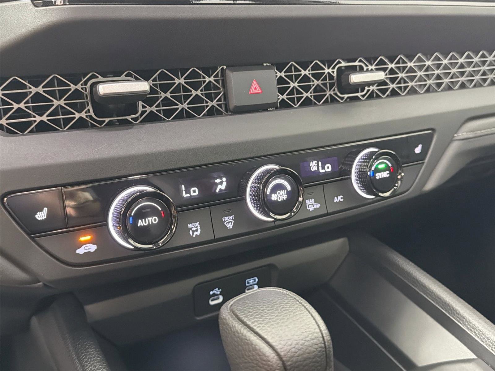 Used 2025 Honda Accord SE image 14