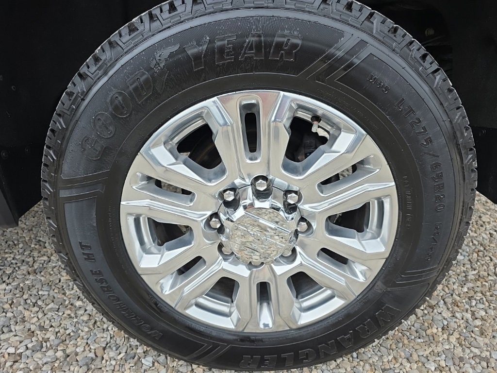 Used 2023 GMC Sierra 3500 Denali w/ Denali Ultimate Package image 12