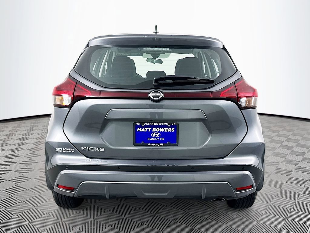 Used 2024 Nissan Kicks S image 6