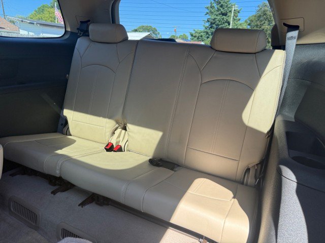 Used 2012 GMC Acadia SLT w/ LPO, 'HIT The Road' Package AWD/4WD image 8
