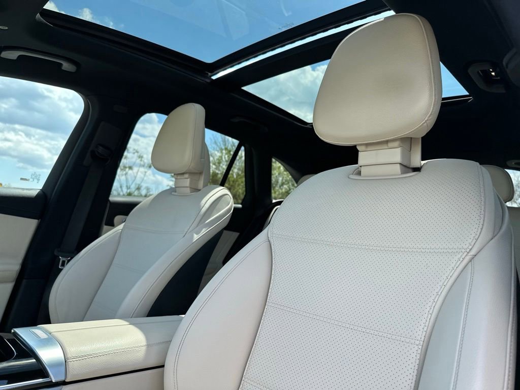 Used 2024 Mercedes-Benz GLC 300 4MATIC image 15