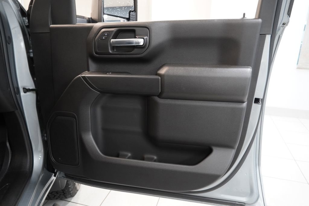 Used 2026 Chevrolet Silverado 2500 Custom w/ Custom Convenience Package image 31