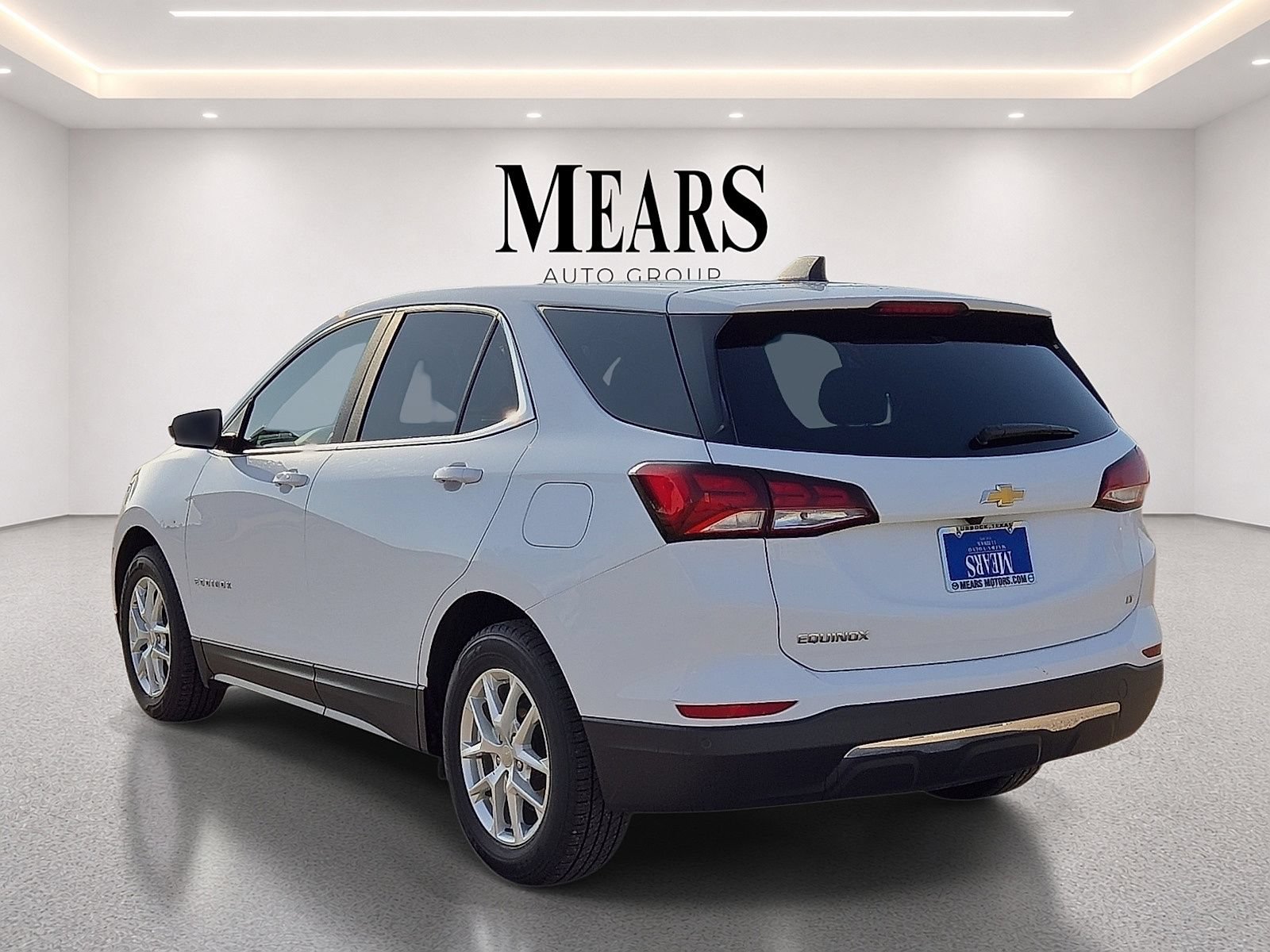 Used 2024 Chevrolet Equinox LT FWD image 3