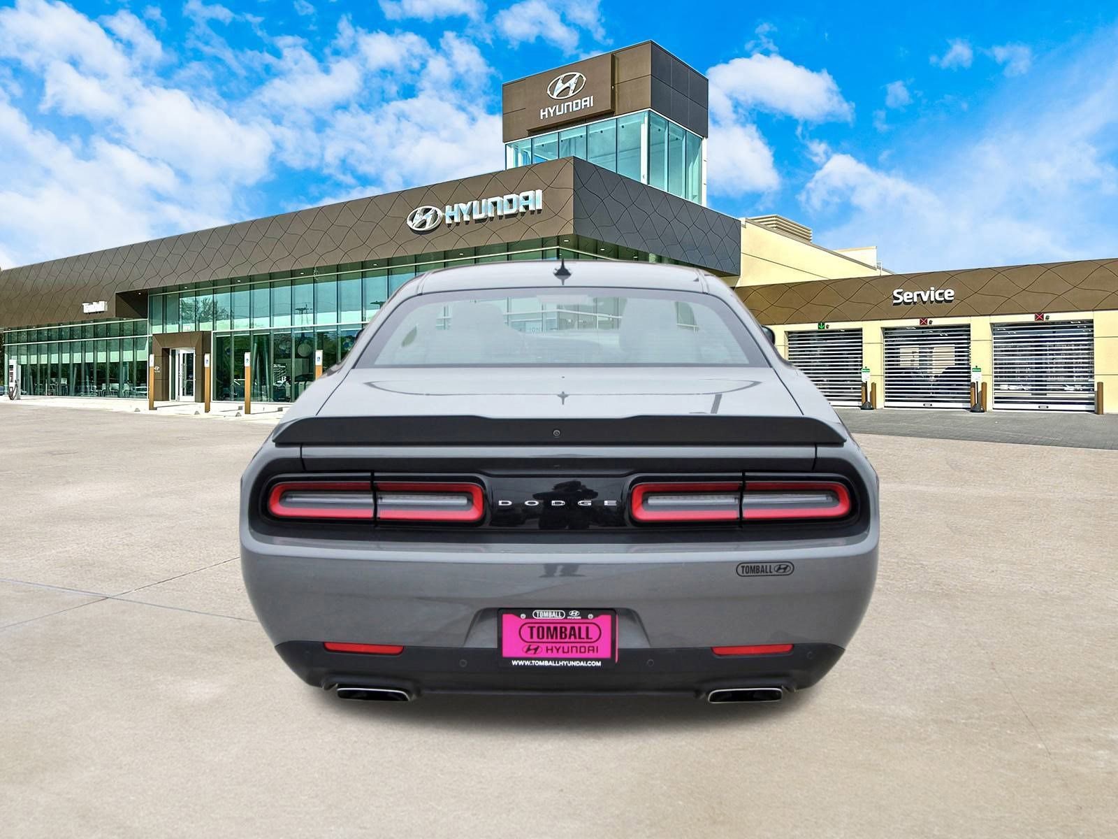 Used 2023 Dodge Challenger R/T w/ Plus Package image 7