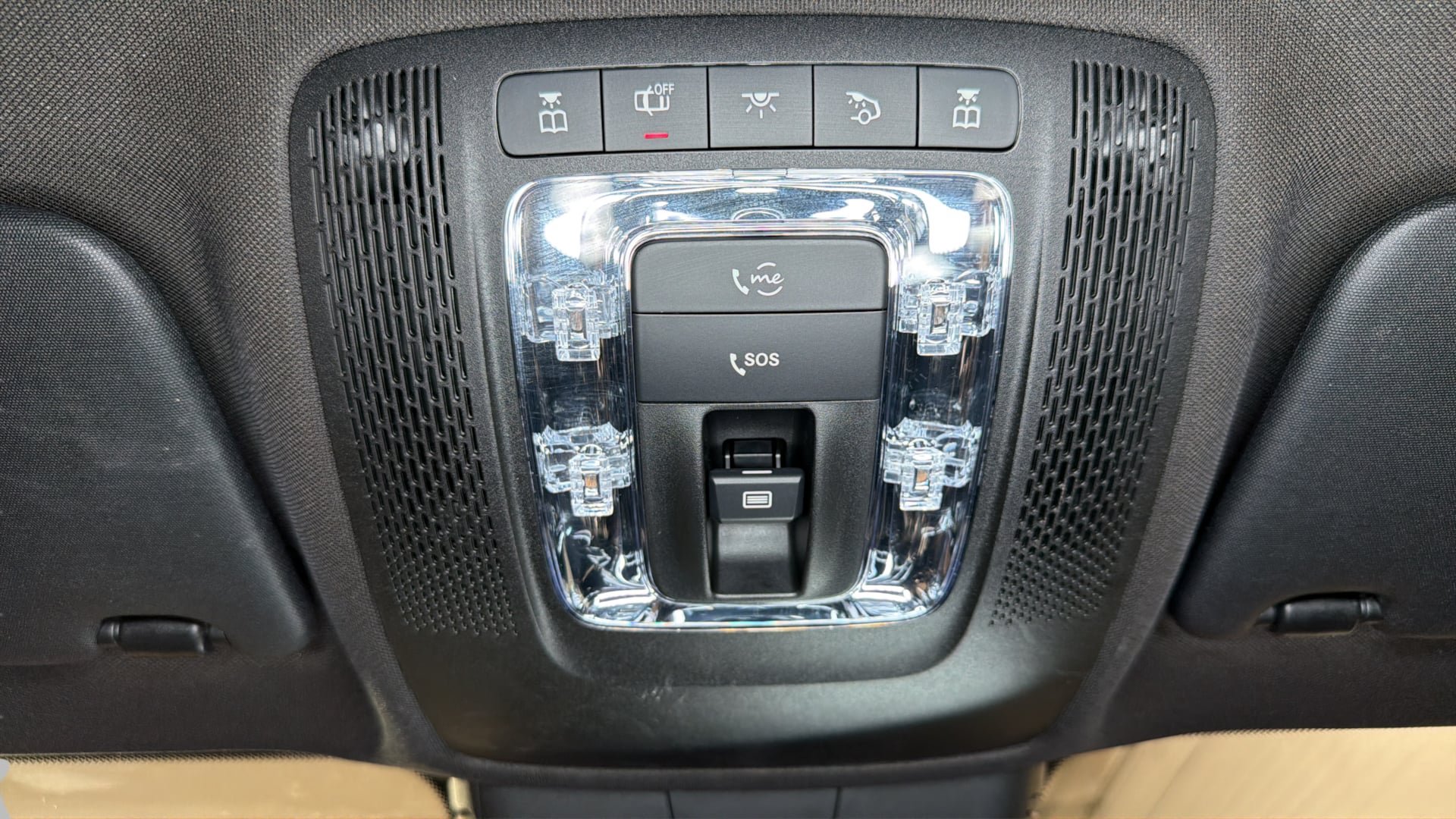 Used 2025 Mercedes-Benz GLB 250 image 18