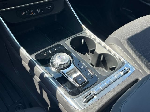 Certified 2025 Kia Carnival SX Prestige FWD image 19