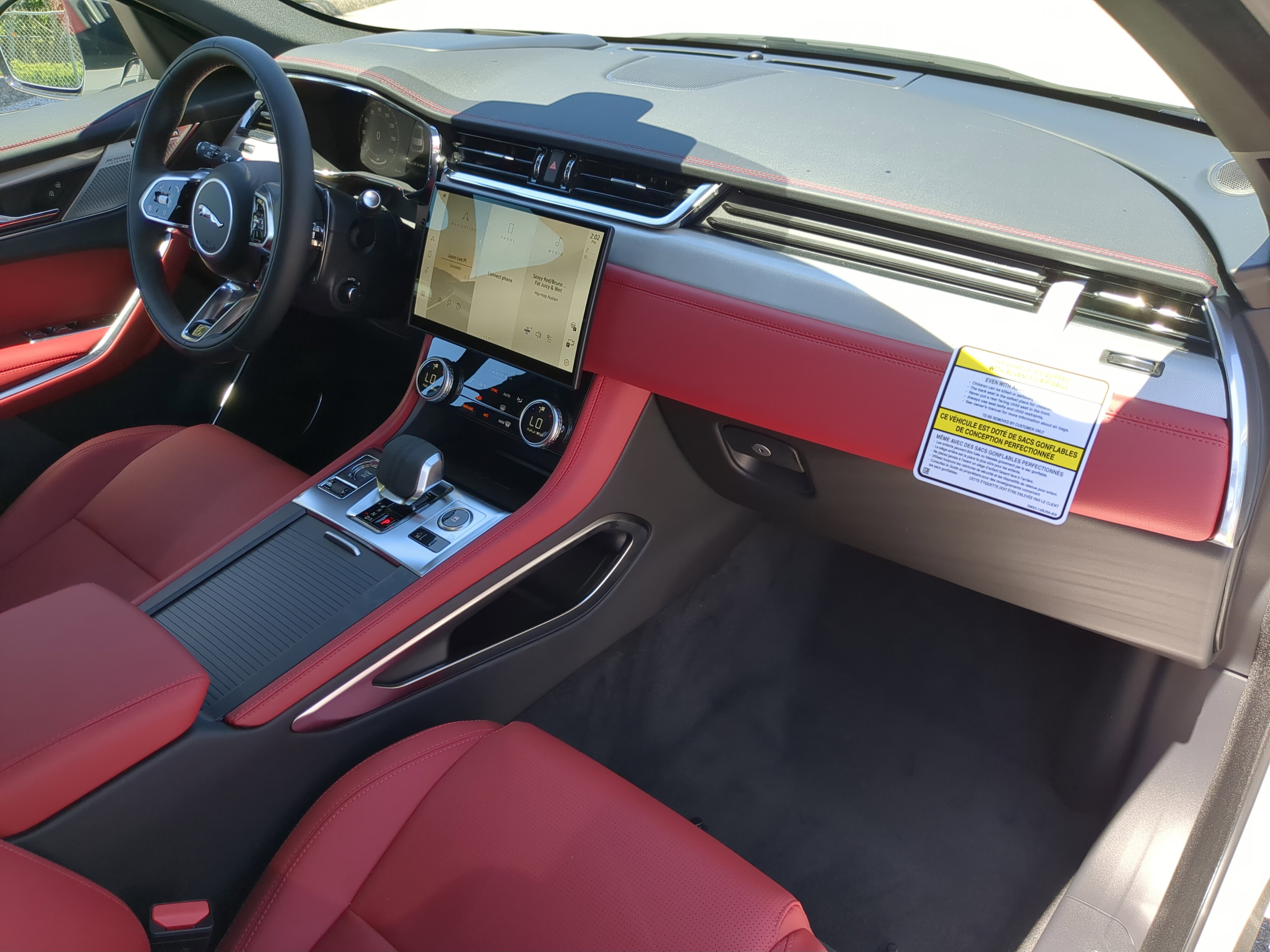 New 2026 Jaguar F-PACE R-Dynamic S image 10