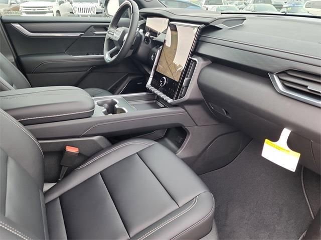 New 2026 GMC Acadia Elevation w/ Super Cruise Package FWD image 18