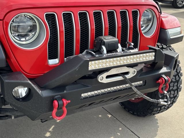 Used 2018 Jeep Wrangler Unlimited Sahara w/ Cold Weather Group image 31