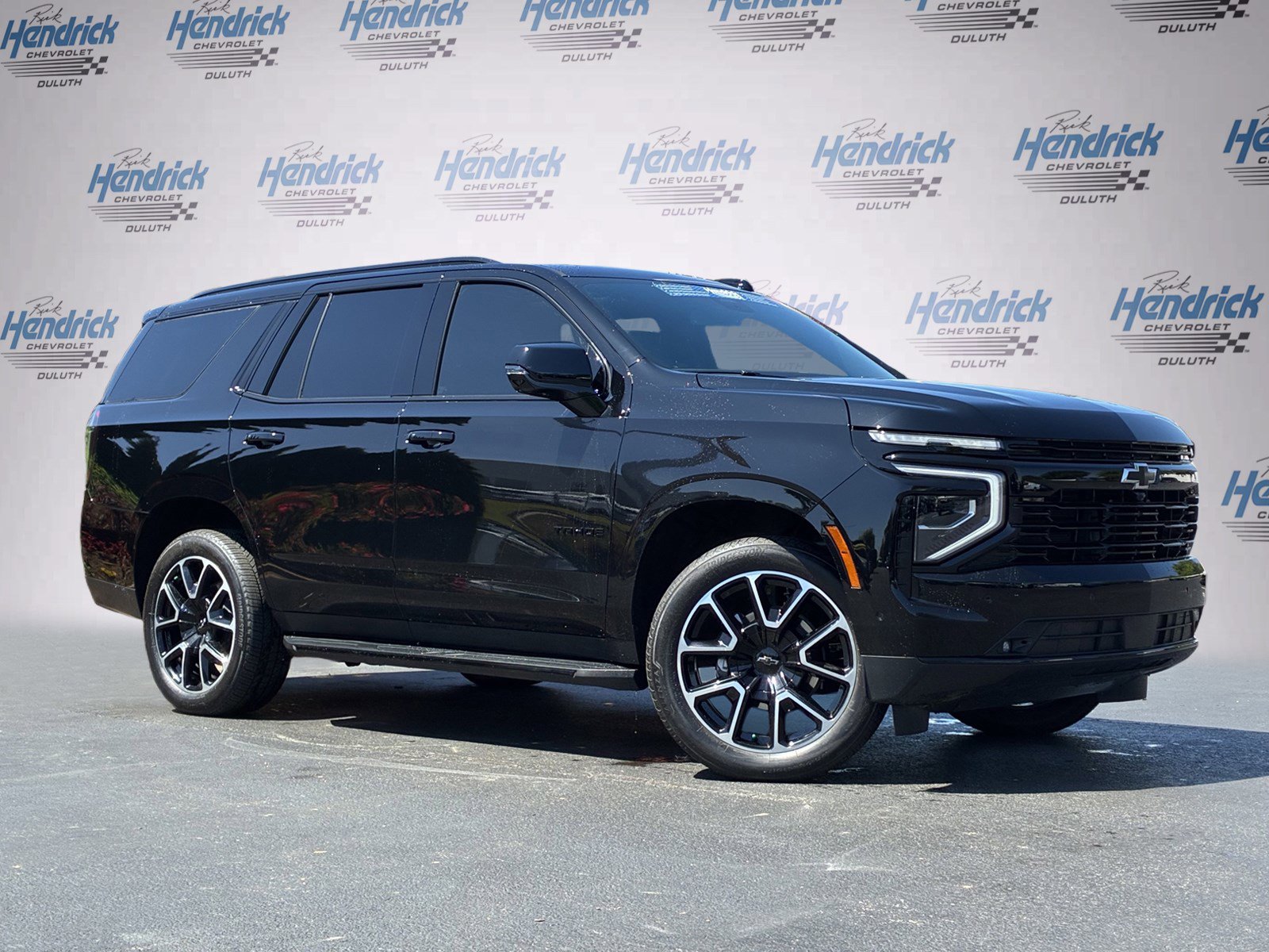 Used 2025 Chevrolet Tahoe RST w/ Comfort Package image 2