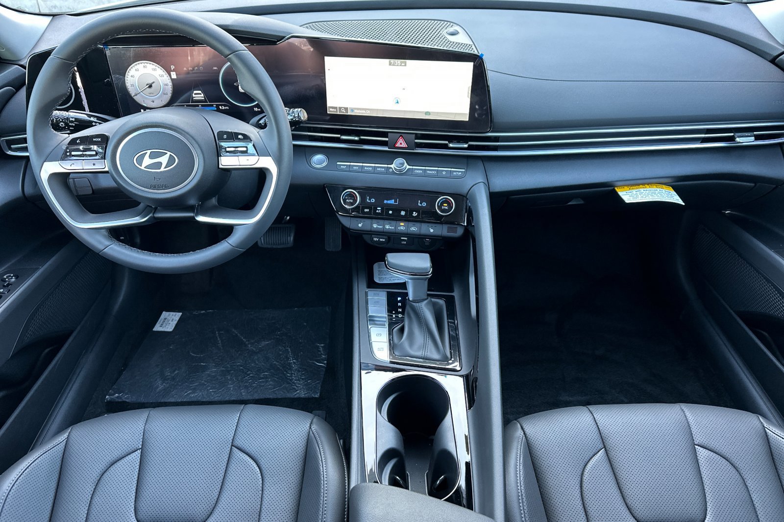 New 2026 Hyundai Elantra Limited FWD image 13