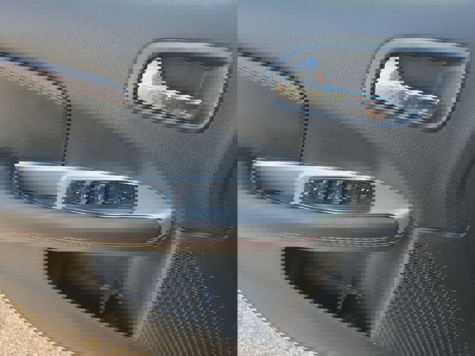 Used 2018 Dodge Journey GT image 30