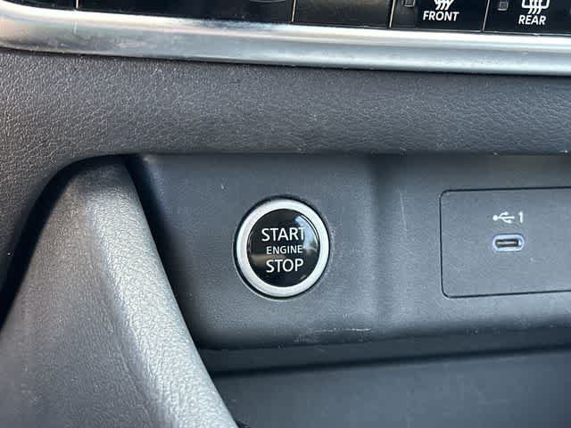 Used 2021 Nissan Rogue SV AWD/4WD image 10