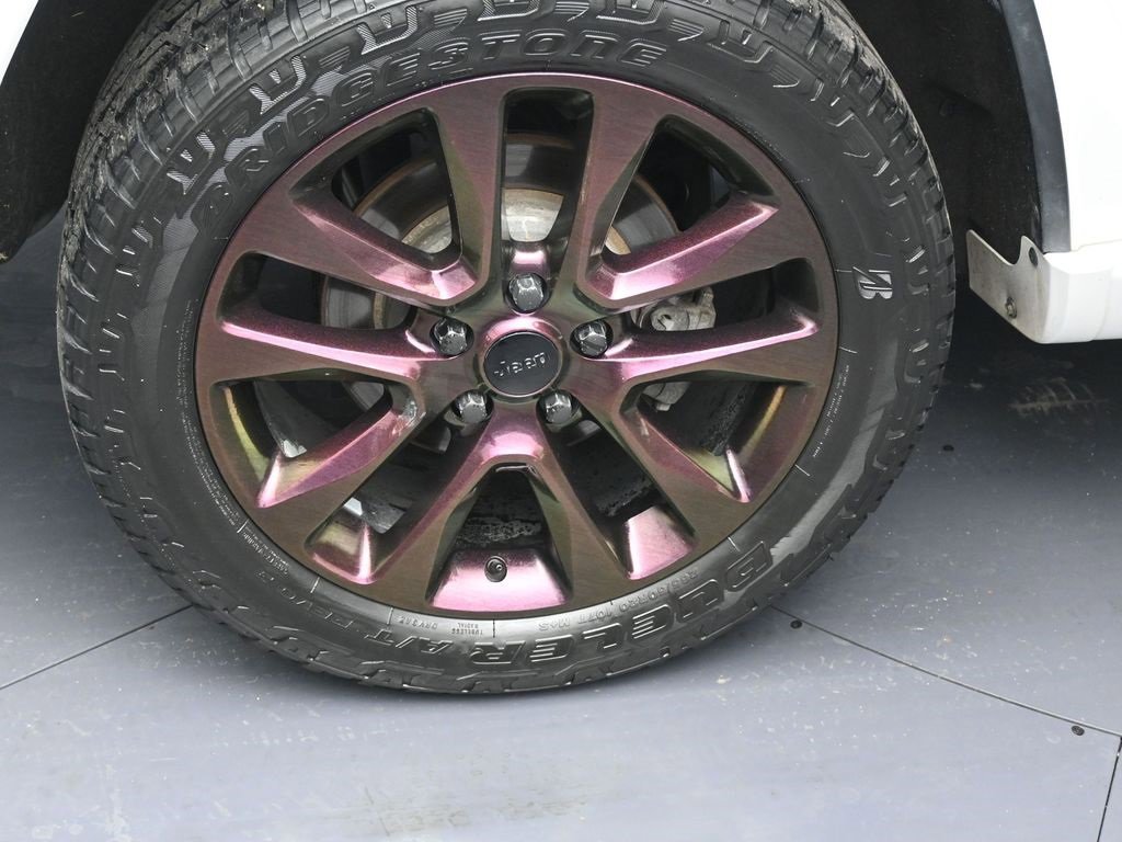 Used 2018 Jeep Grand Cherokee Altitude image 5