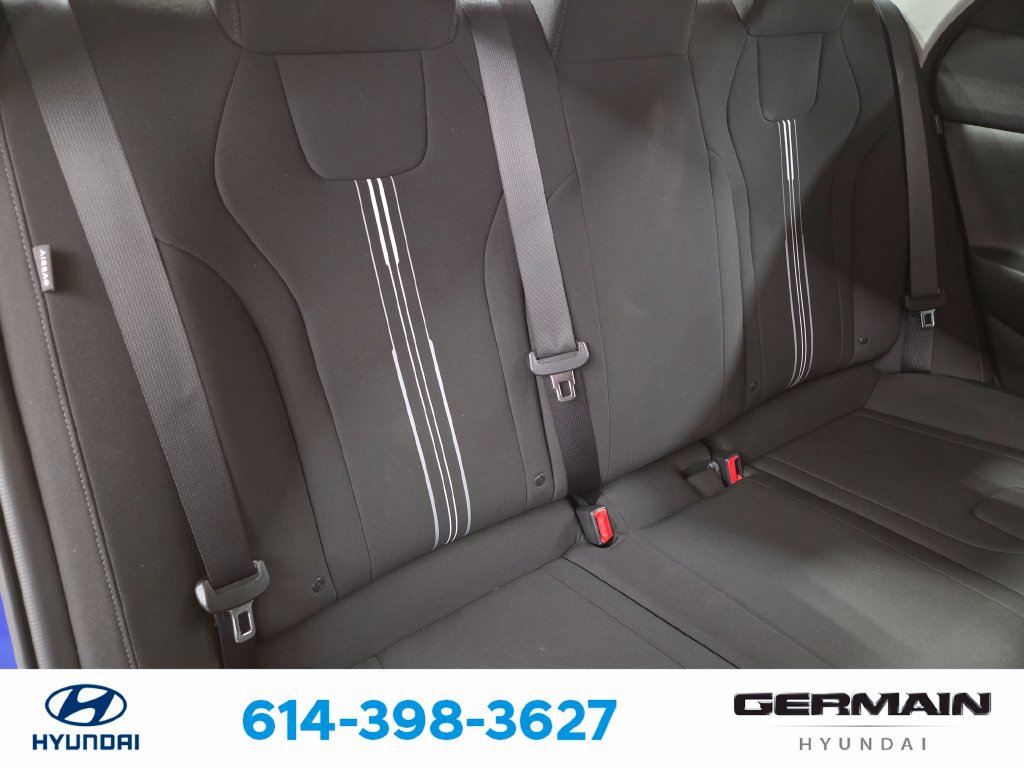 Used 2024 Hyundai Elantra SEL FWD image 19