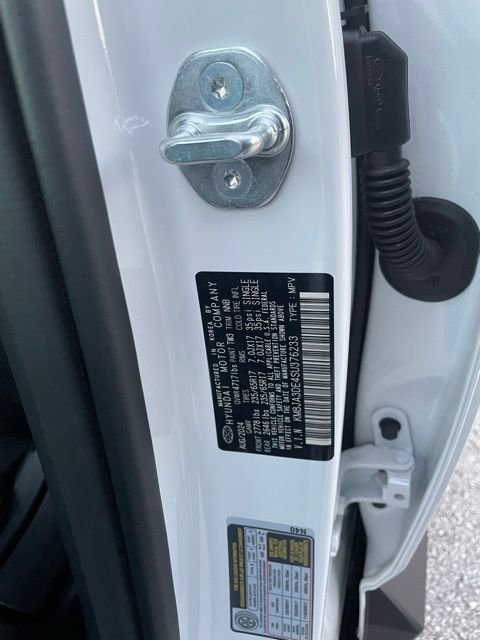 New 2025 Hyundai Tucson SE image 28