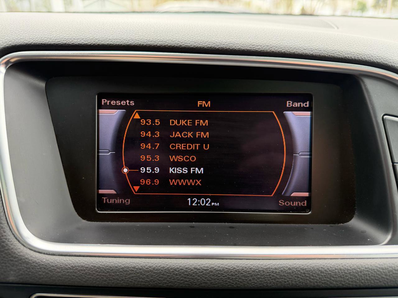 Used 2013 Audi Q5 2.0T Premium Plus AWD/4WD image 33