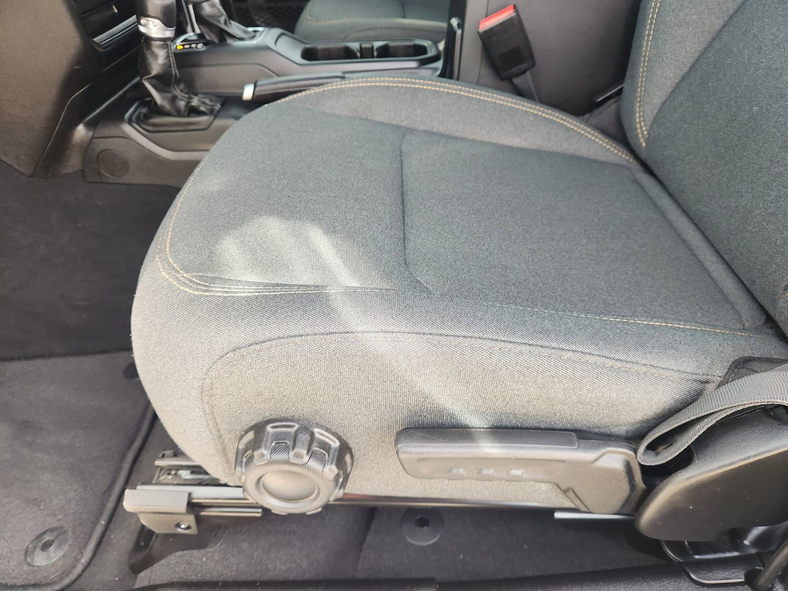 Used 2024 Jeep Wrangler Sport image 25