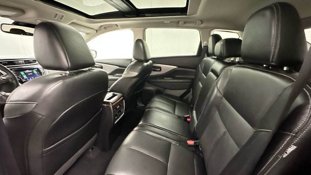 Used 2022 Nissan Murano SL w/ SL Moonroof Package image 10