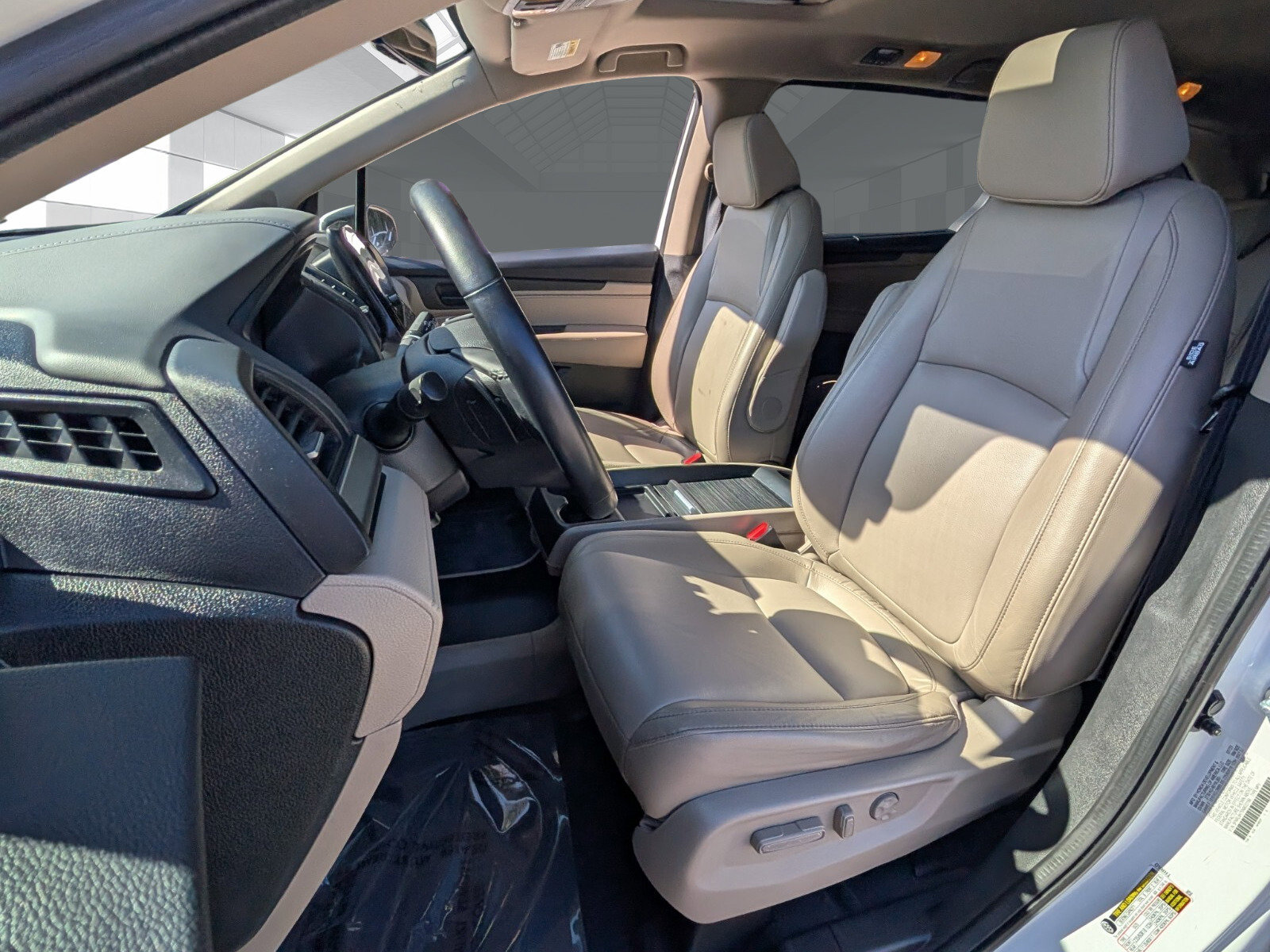 Used 2022 Honda Odyssey EX-L image 7