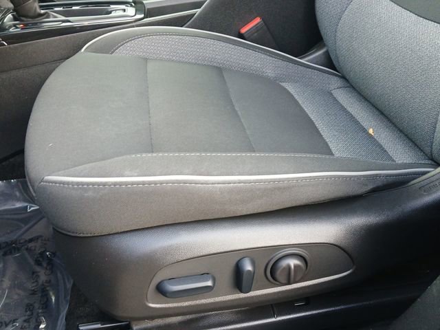 Used 2023 Chevrolet TrailBlazer LT w/ Convenience Package image 21